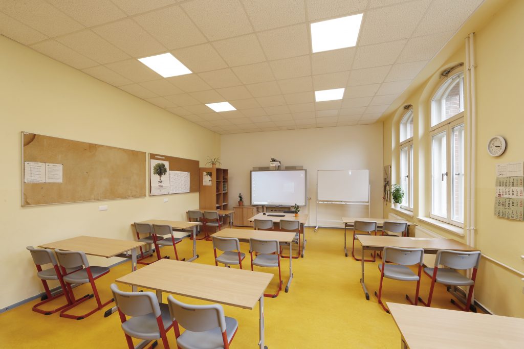 Klassenraum im Hauptgebäude